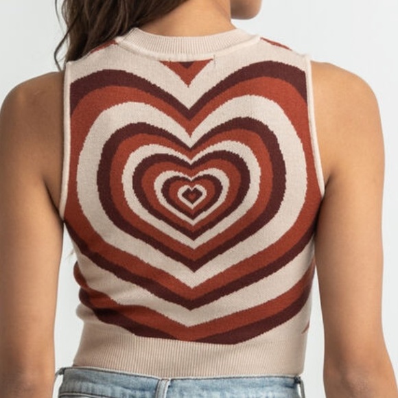 Brown Heart Jacquard Knit Vest - Picture 3 of 3